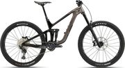 Show product details for Giant Reign Advanced Pro 2 Mountain Bike (Silver/Purple - XL)