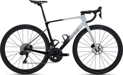 Giant Defy Advanced Pro 1 Road Bike